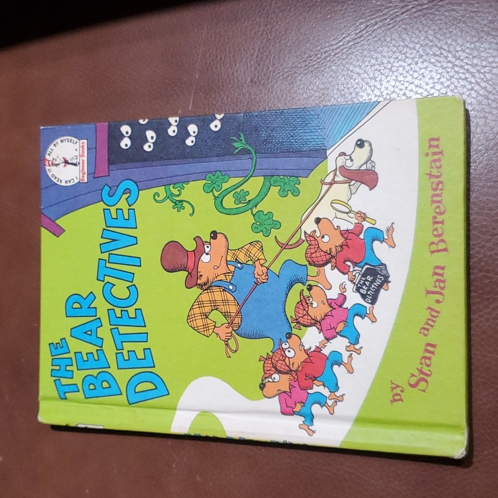 Vintage 1975 Children’s Book The Bear Detectives Stan & Jan Berenstain Hardcover